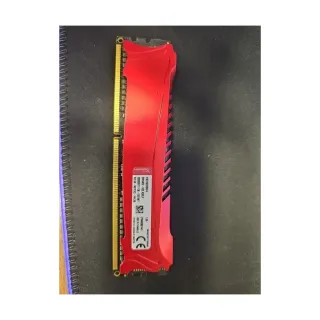 HyperX Savage 4 GB (1x4 GB) DDR3 1600 MT/s CL9 DIMM Kırmızı RAM
